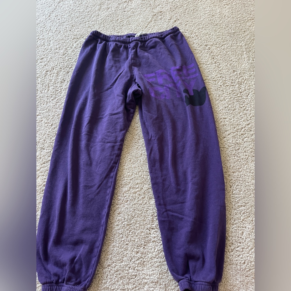 Free city sweatpants